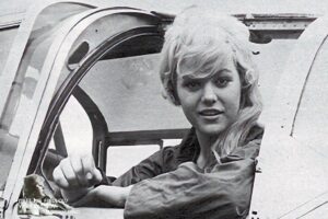 Vicky_Plane - RG05 Vicky_Plane - RG05